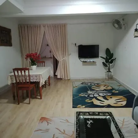 Mom'S Home Pasir Gudang Exterior photo